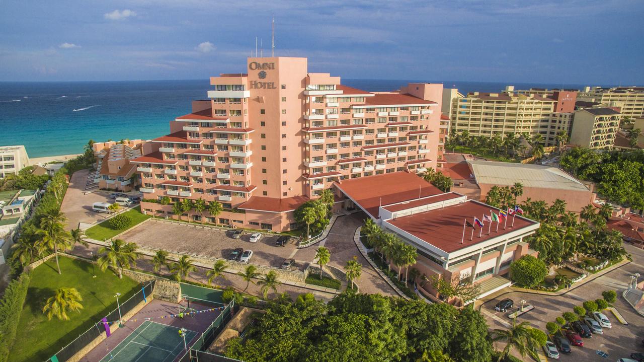Wyndham Grand Cancun All Inclusive Resort & Villas