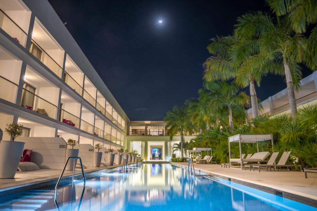 Platinum Yucatan Princess Spa Resort - Adults Only