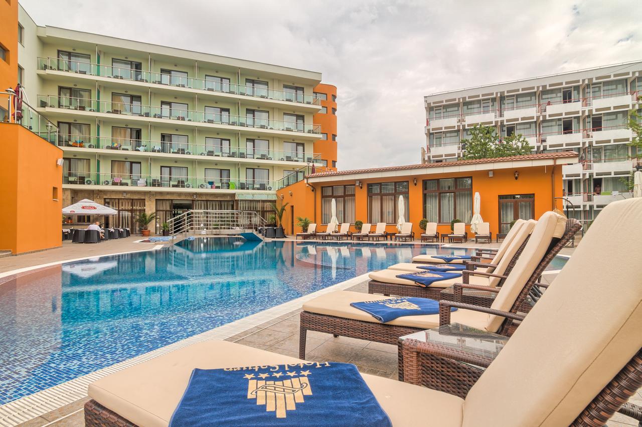 Hotel Saturn