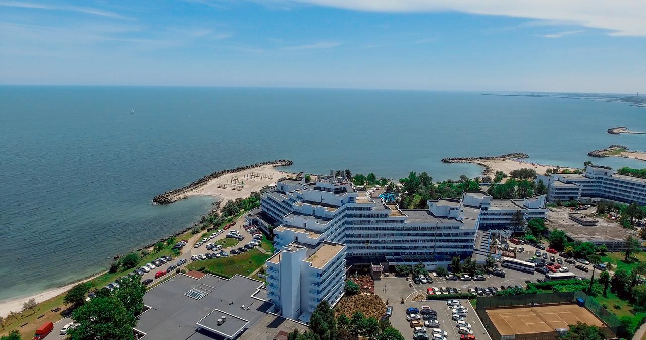 Hotel Opal