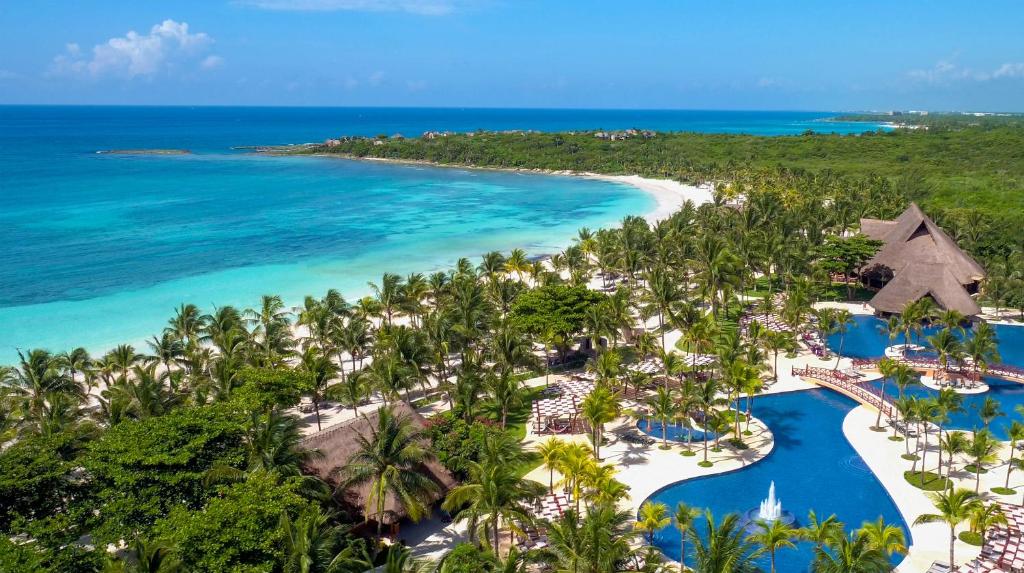 Barcelo Maya Beach Hotel